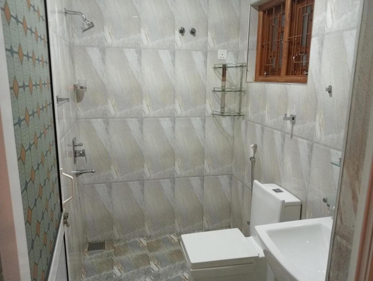 Thuvaraga Inn Nuwara Eliya Dış mekan fotoğraf