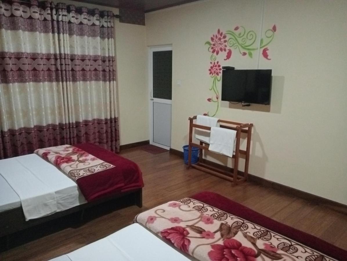 Thuvaraga Inn Nuwara Eliya Dış mekan fotoğraf